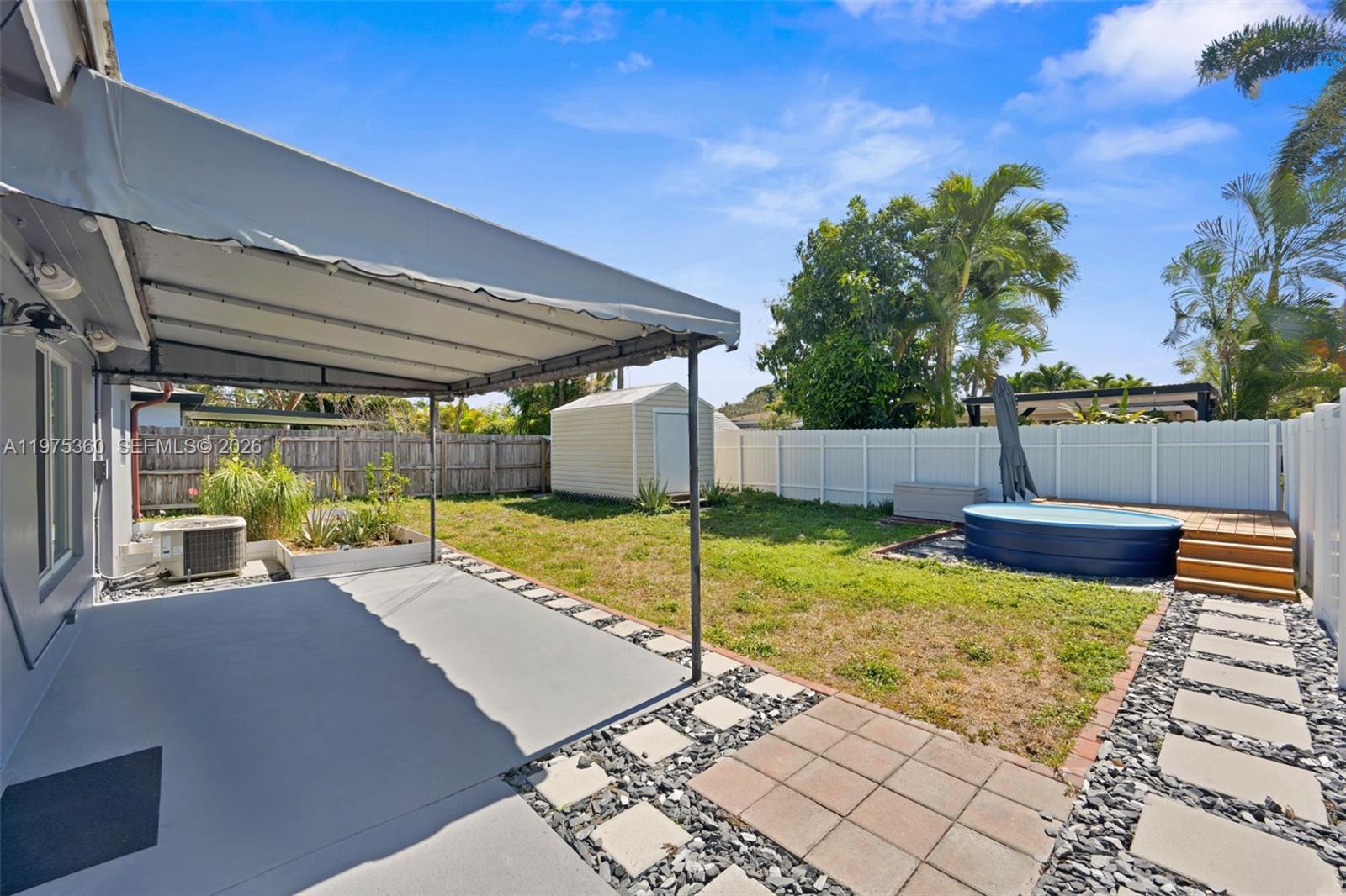 NORTH ANDREWS GARDENS FIR - Residential Lease