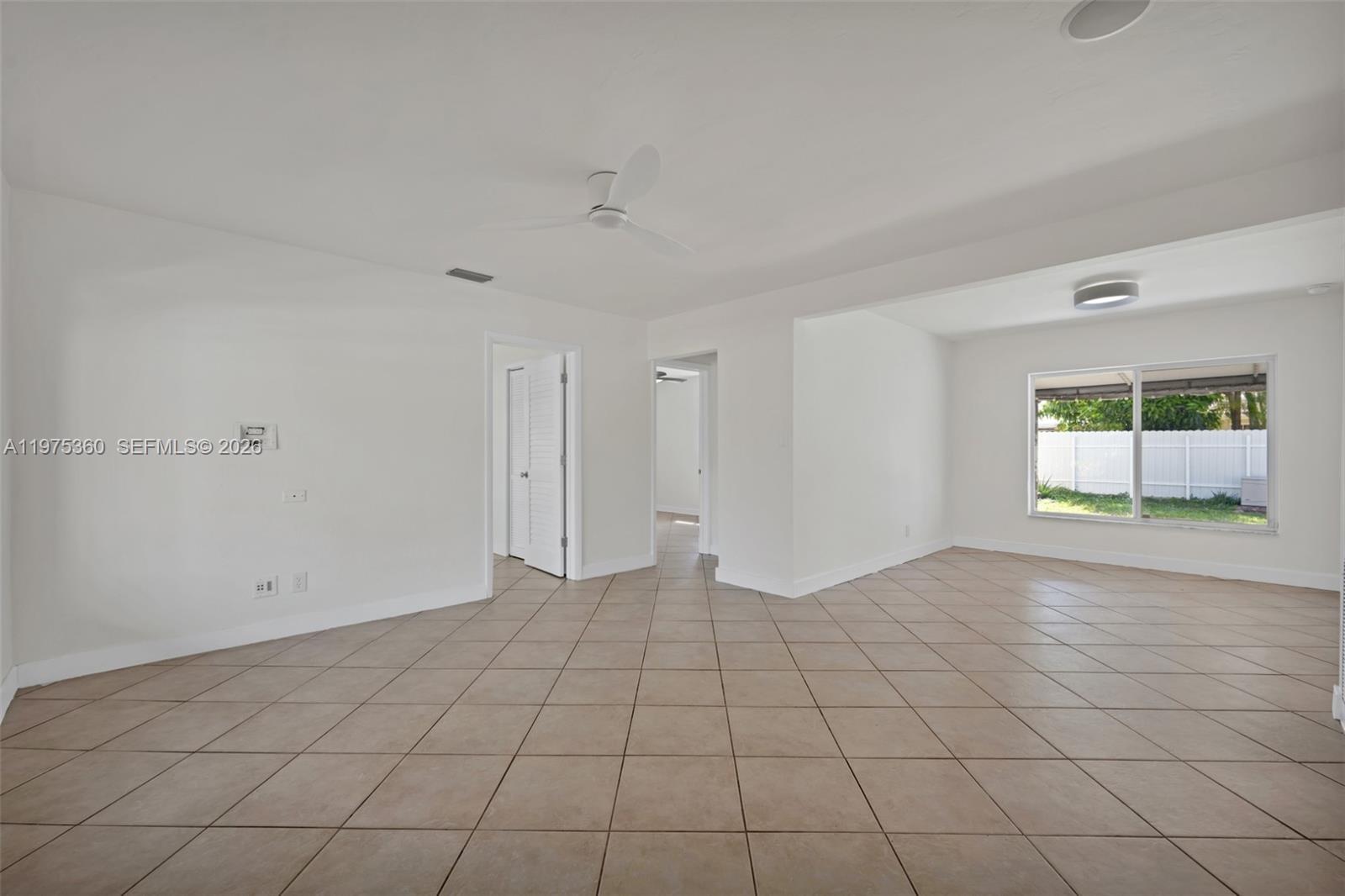 NORTH ANDREWS GARDENS FIR - Residential Lease