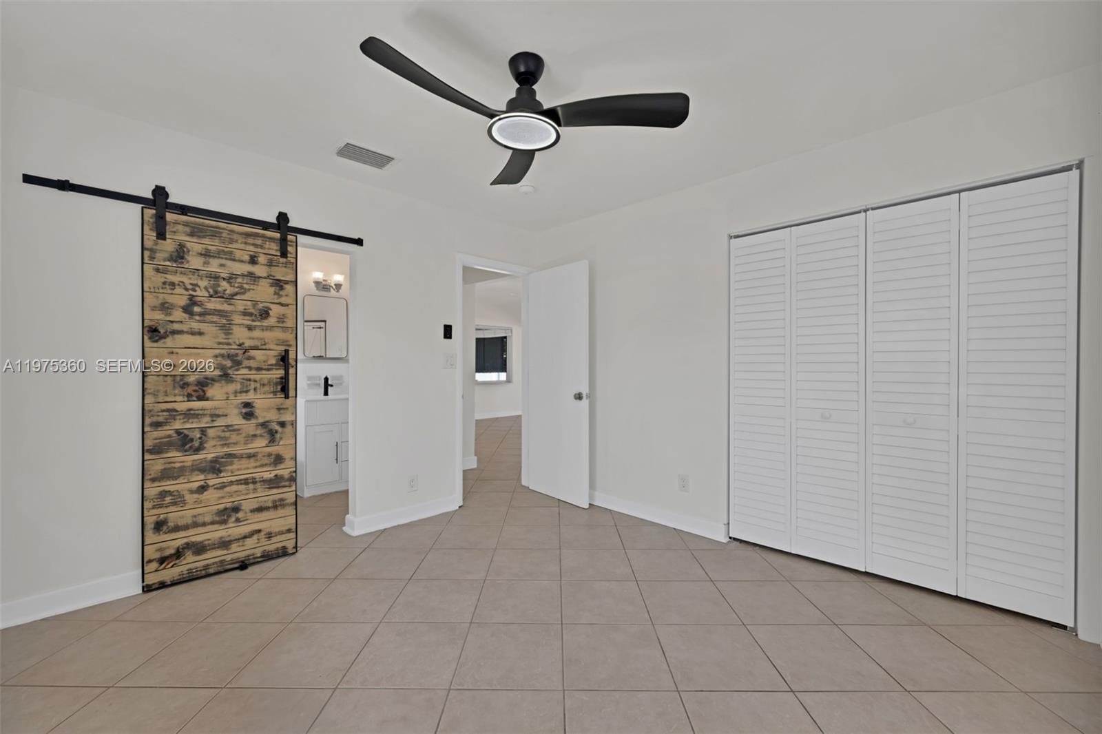 NORTH ANDREWS GARDENS FIR - Residential Lease