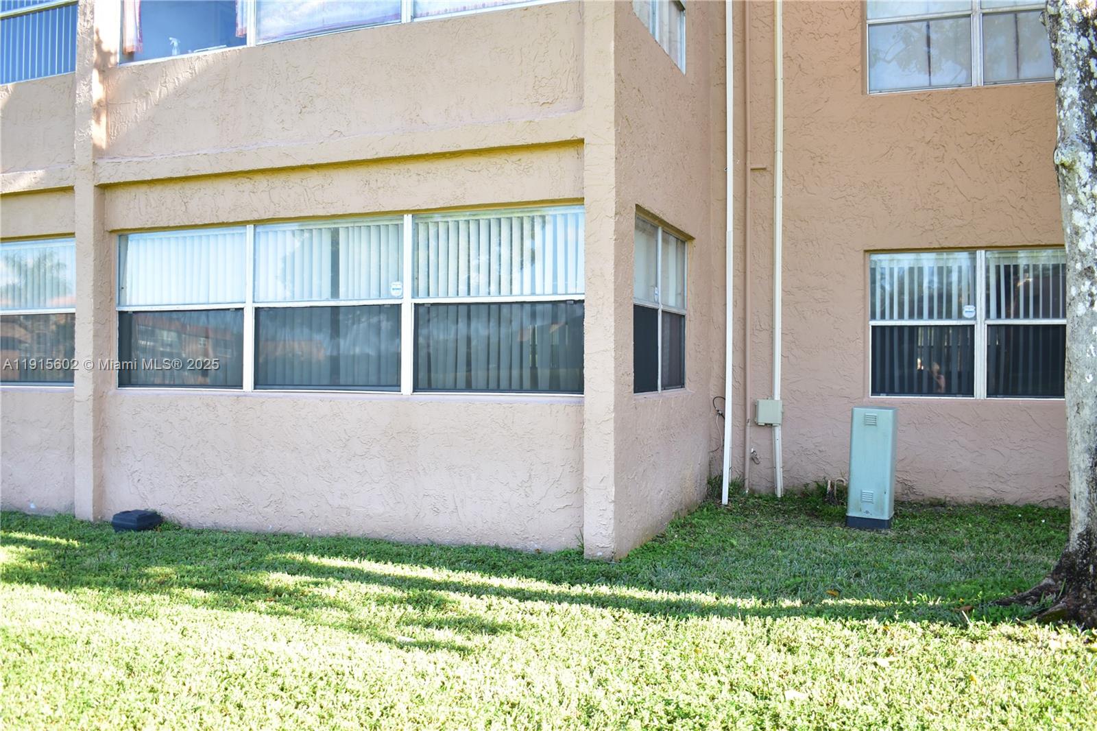 SUNRISE LAKES 135 CONDO - Residential