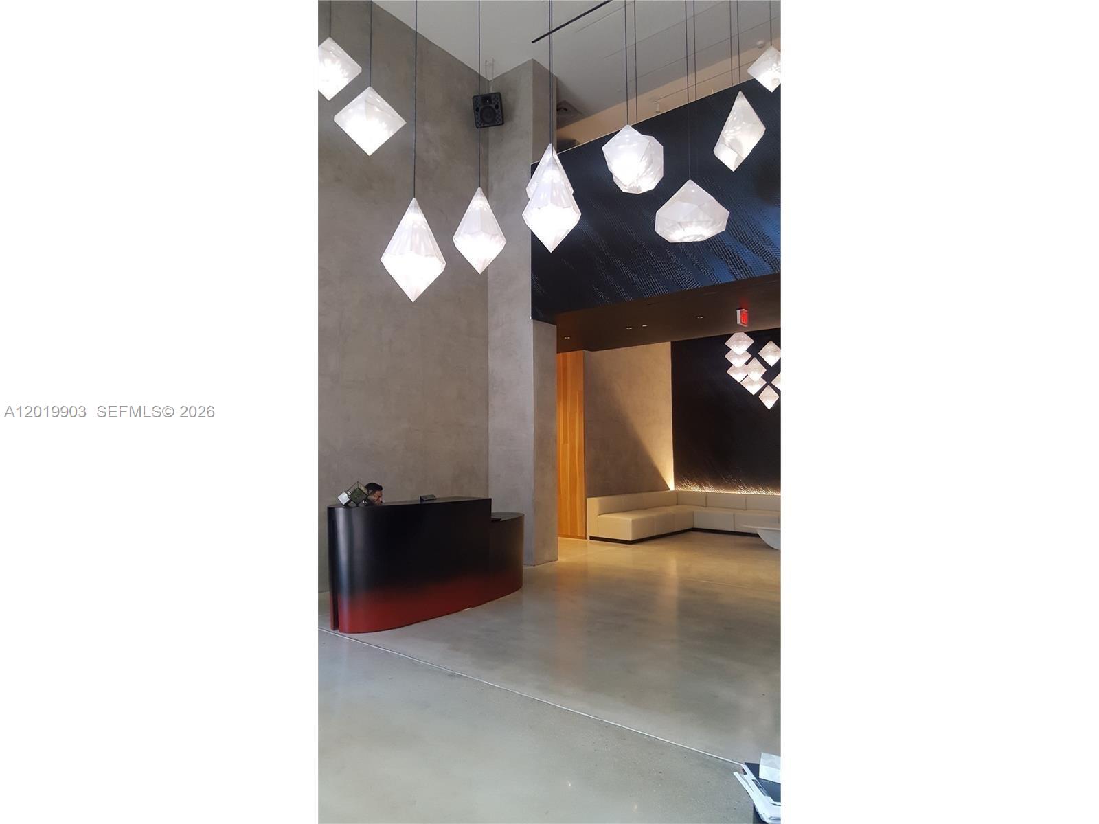 CENTRO CONDO - Residential