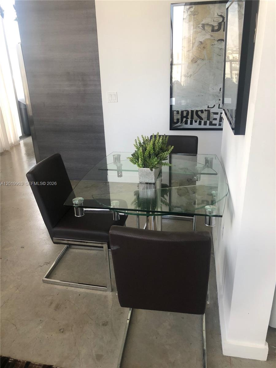 CENTRO CONDO - Residential