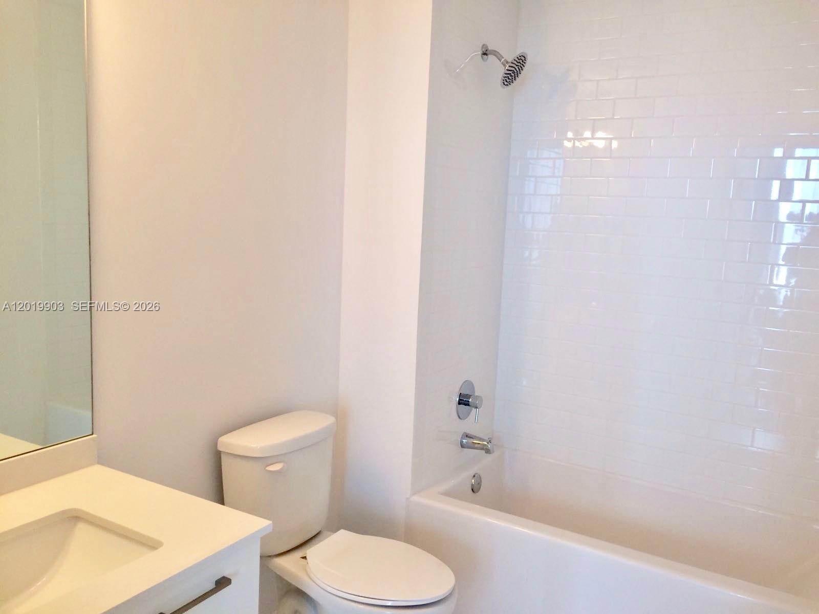 CENTRO CONDO - Residential