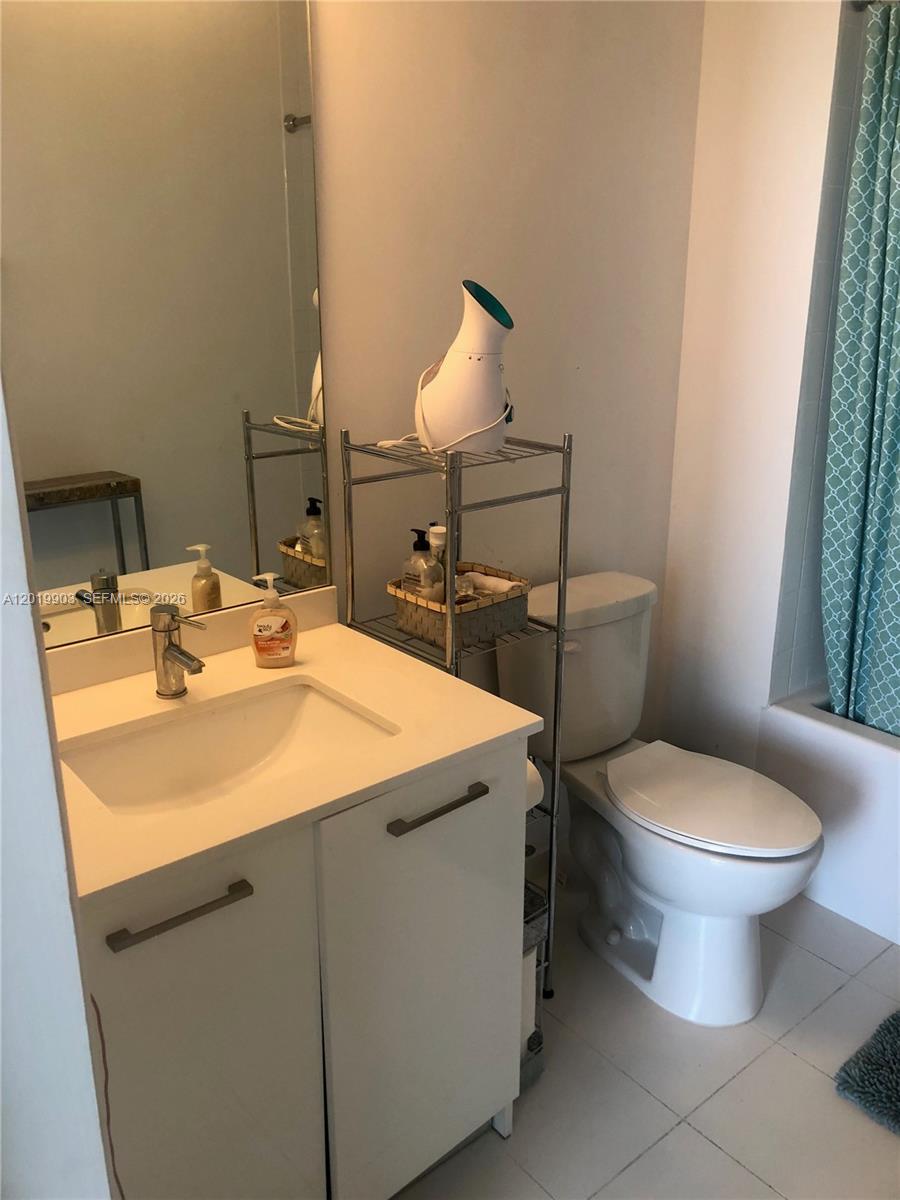 CENTRO CONDO - Residential
