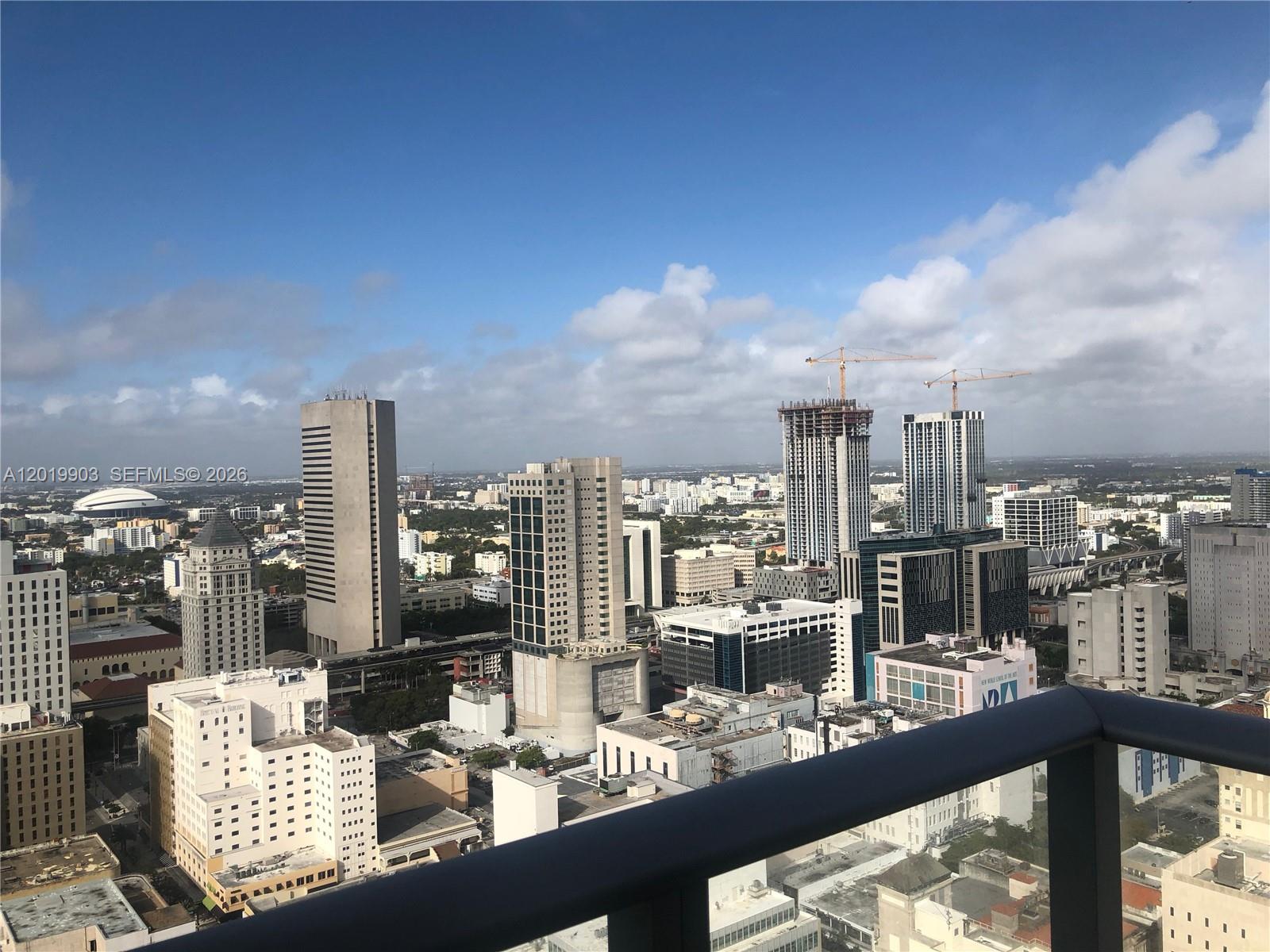 CENTRO CONDO - Residential