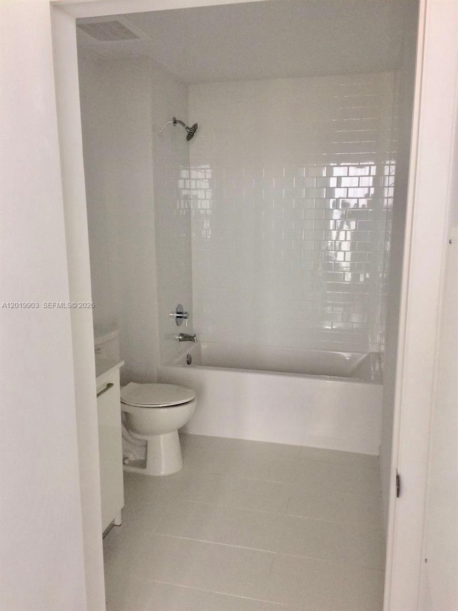 CENTRO CONDO - Residential