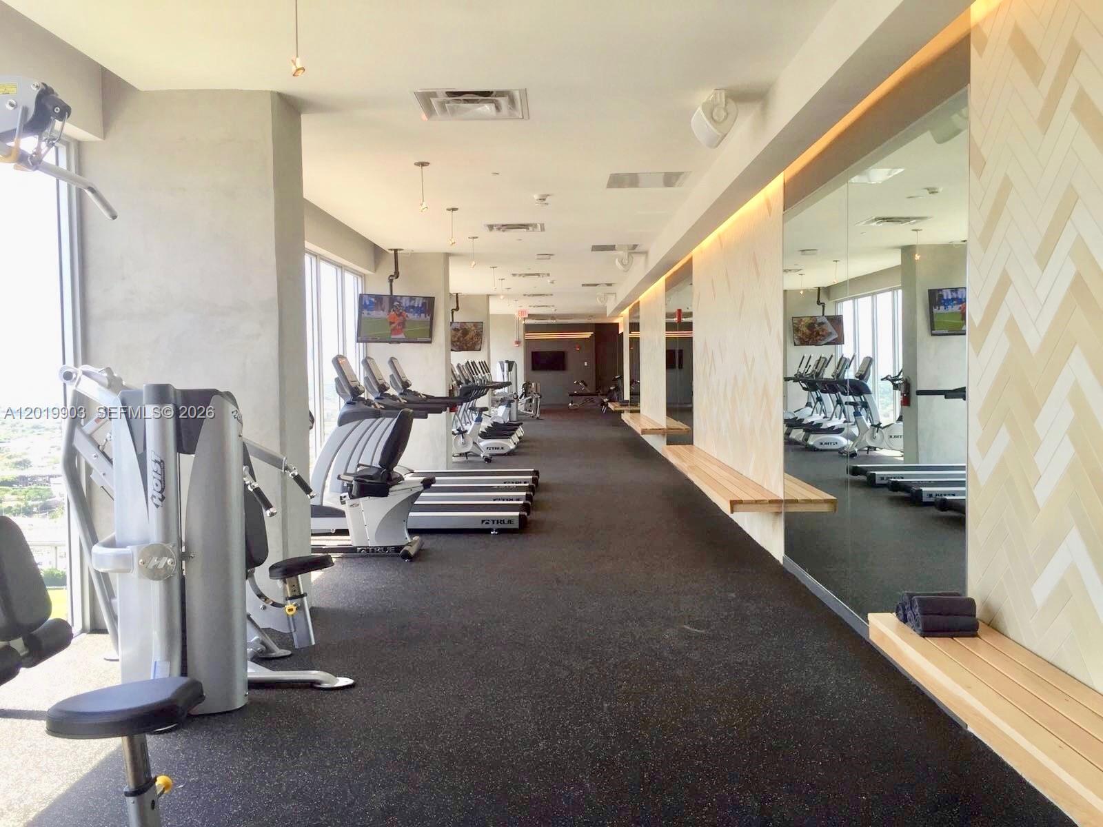 CENTRO CONDO - Residential