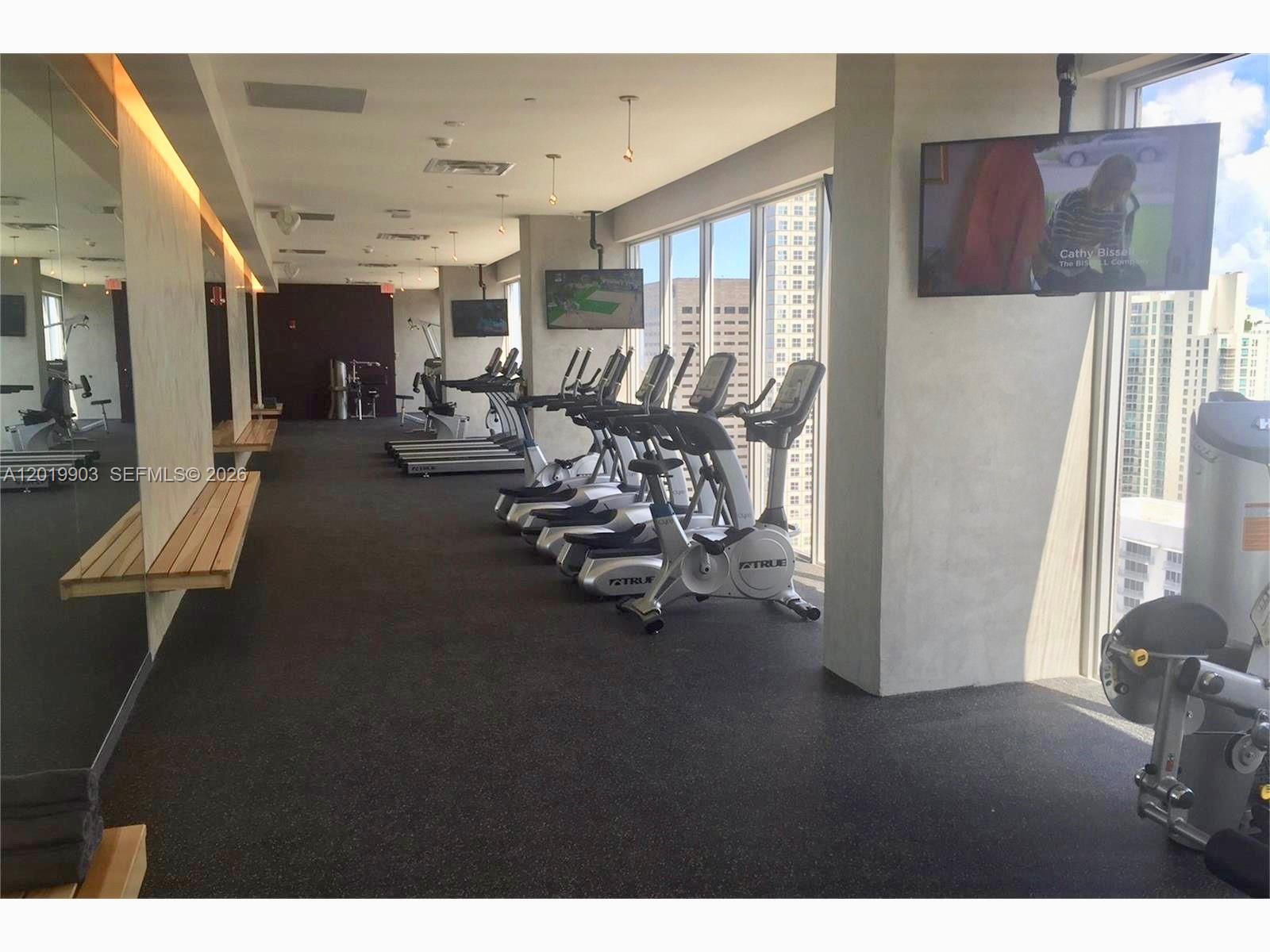 CENTRO CONDO - Residential
