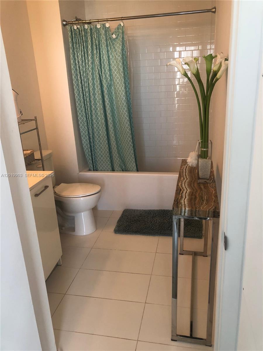 CENTRO CONDO - Residential