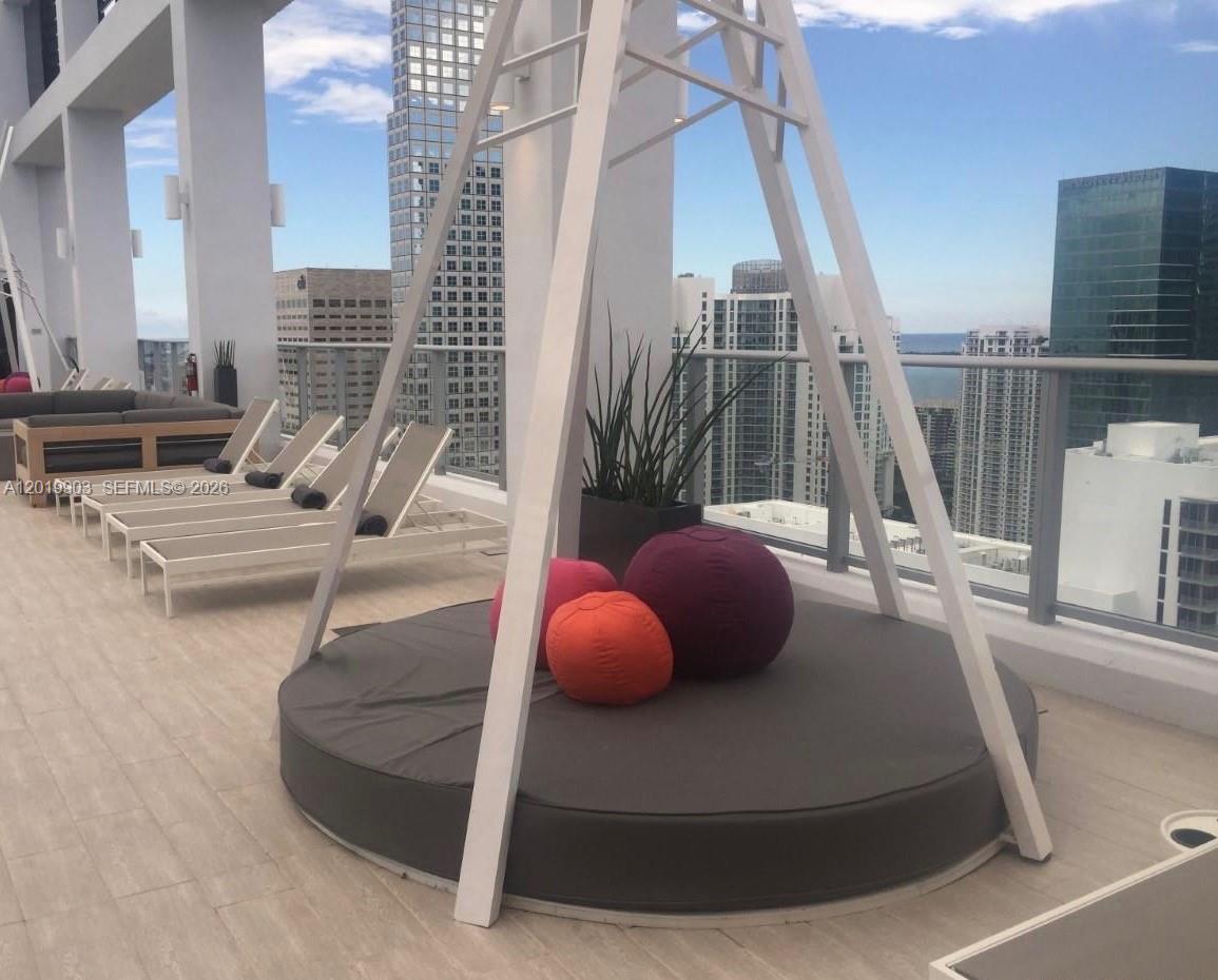 CENTRO CONDO - Residential