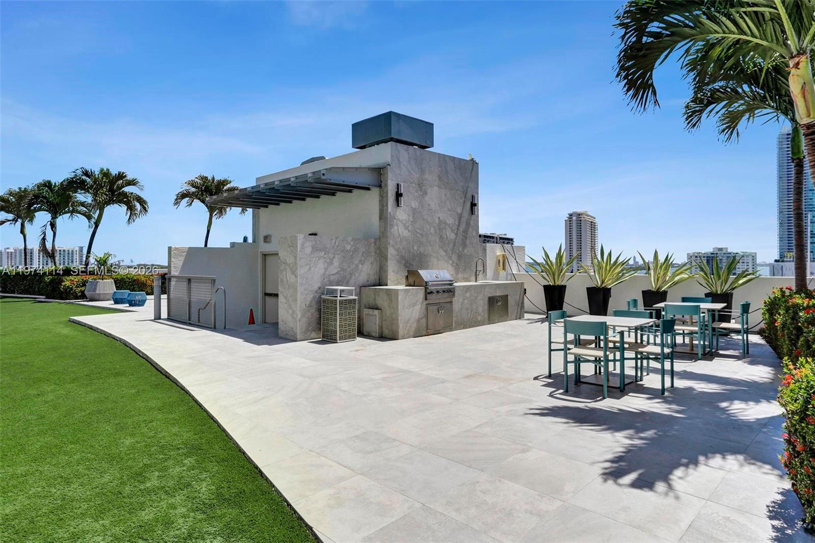 FOUR MIDTOWN MIAMI CONDO - Residential