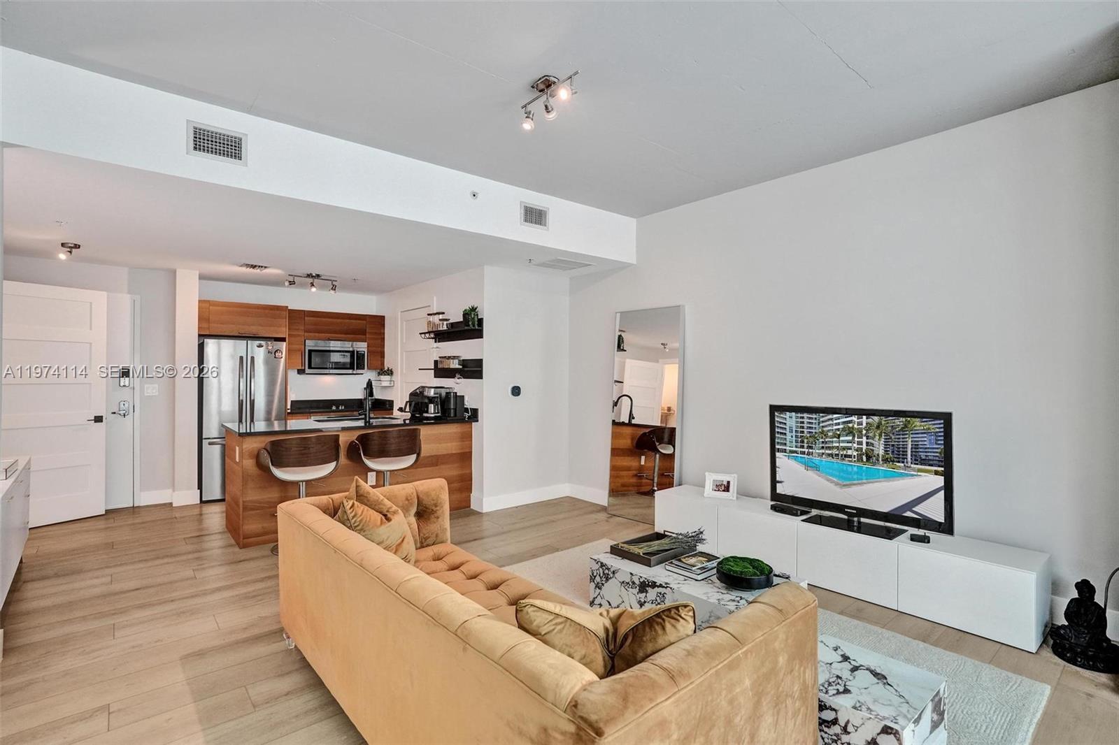 FOUR MIDTOWN MIAMI CONDO - Residential