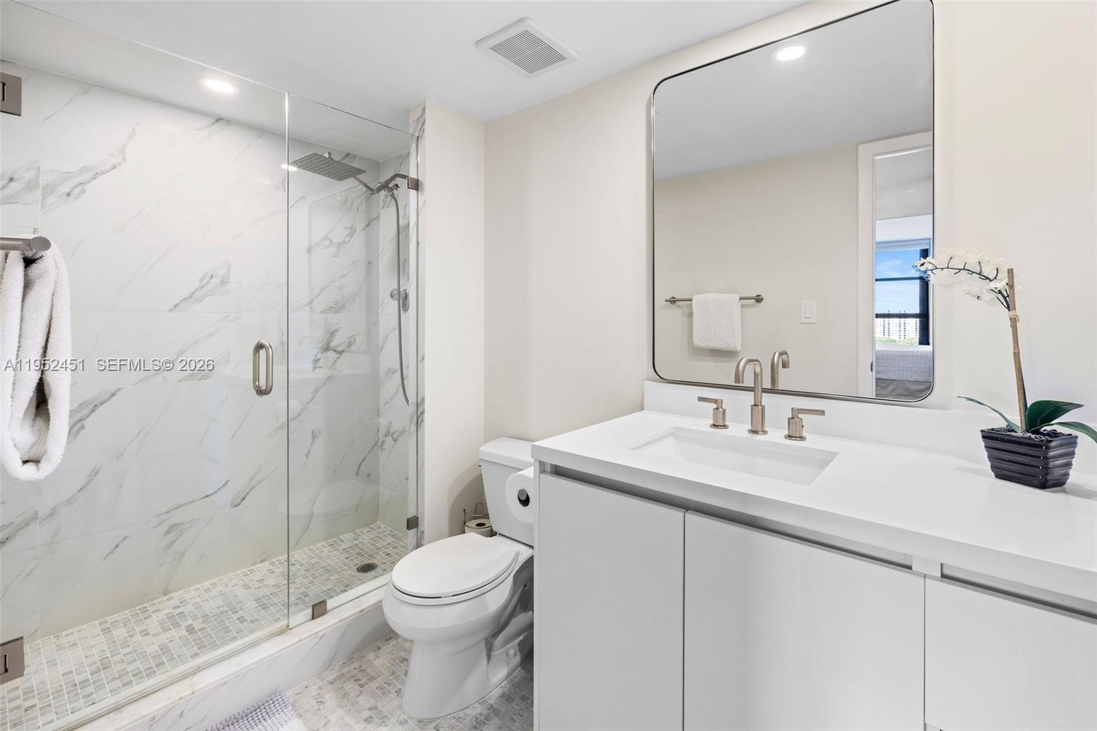 THE TOWERS OF QUAYSIDE CO - Residential