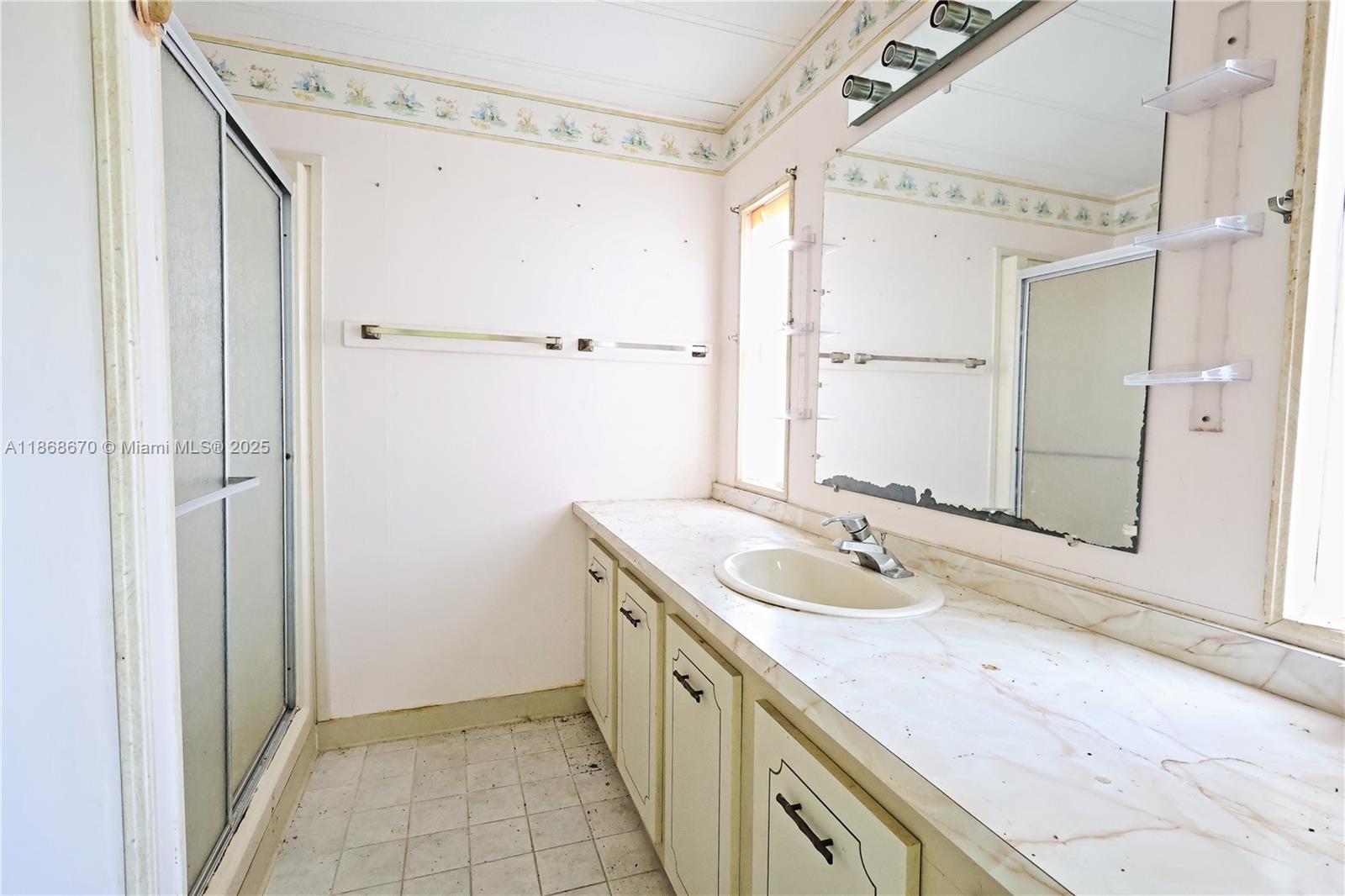 HIGHLAND MEADOWS ESTATES - Residential