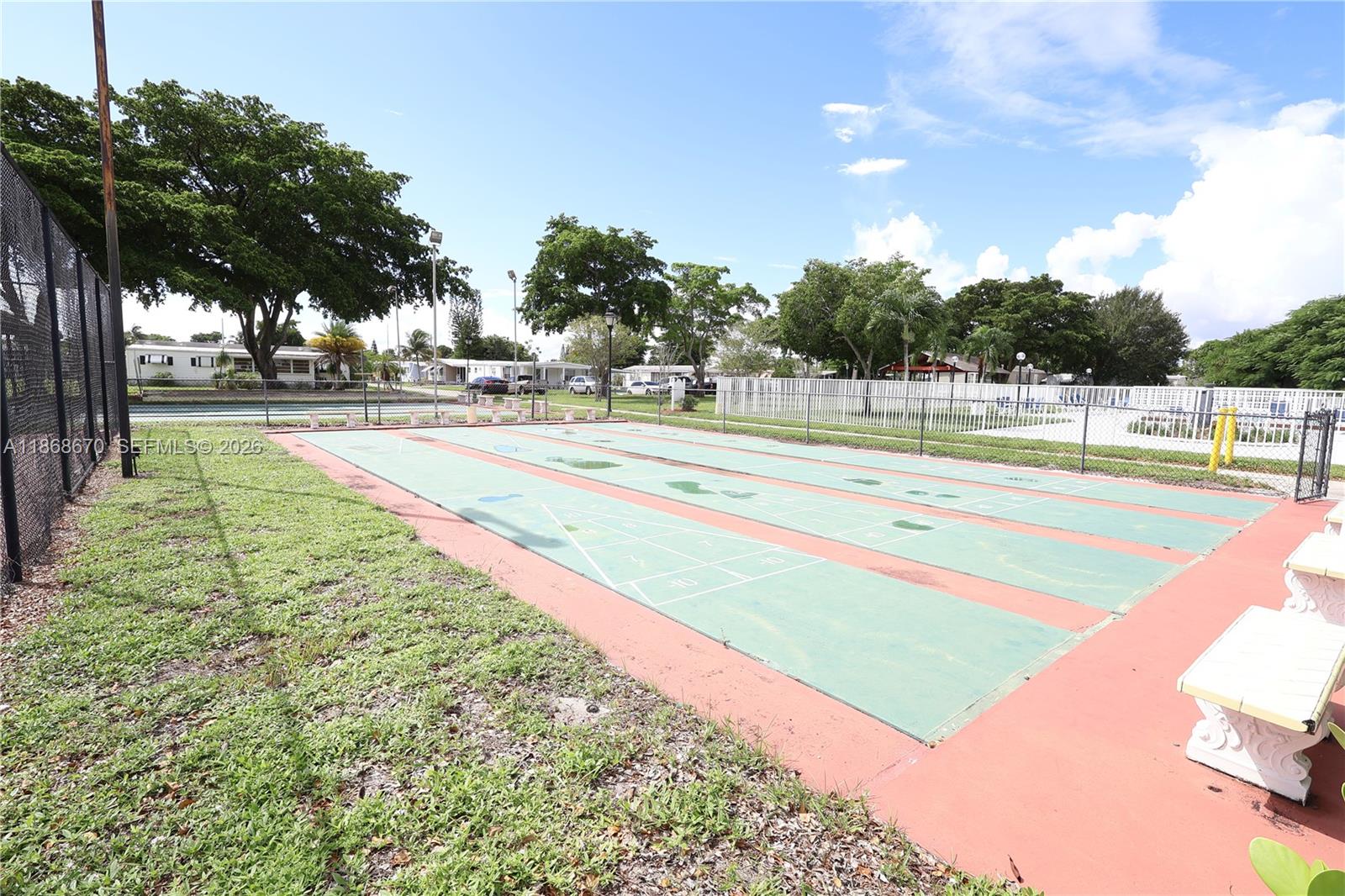 HIGHLAND MEADOWS ESTATES - Residential