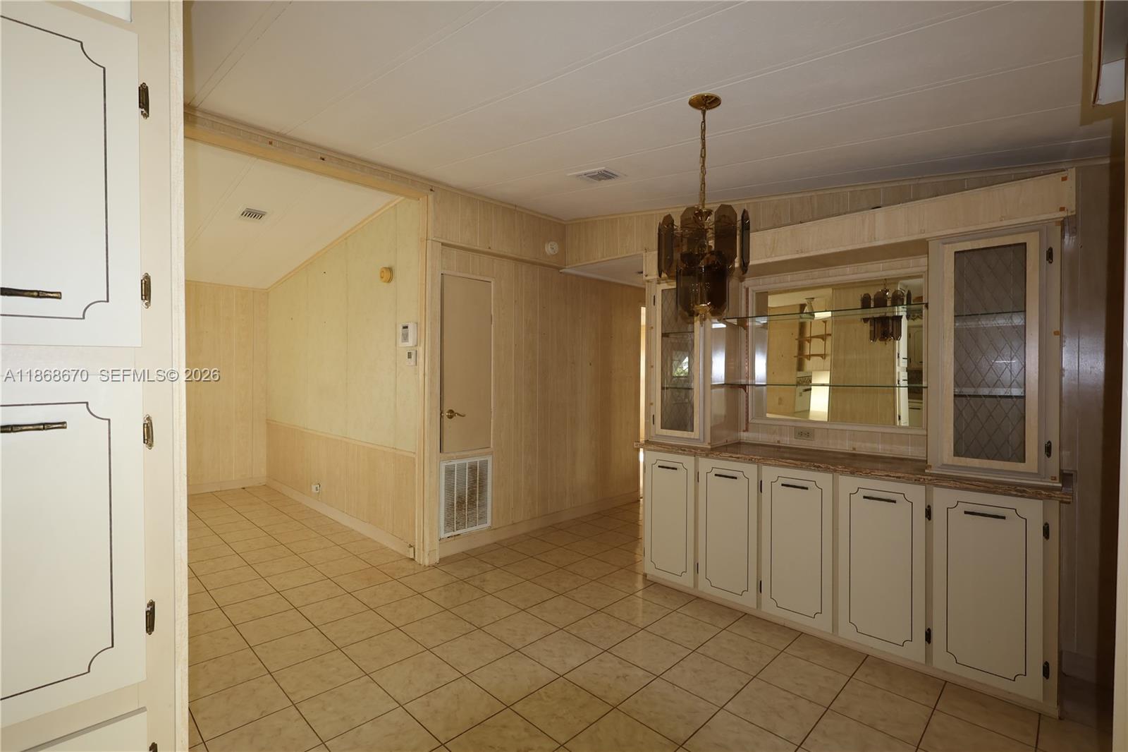 HIGHLAND MEADOWS ESTATES - Residential