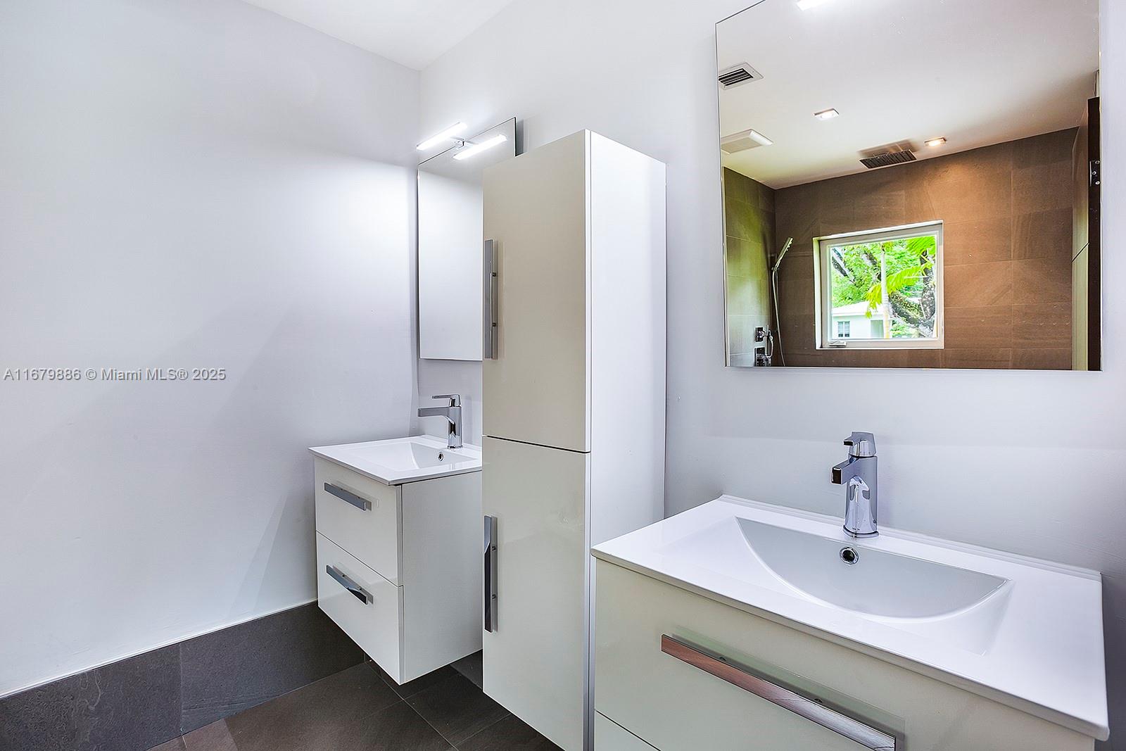 CORAL GABLES GRANADA SEC - Residential