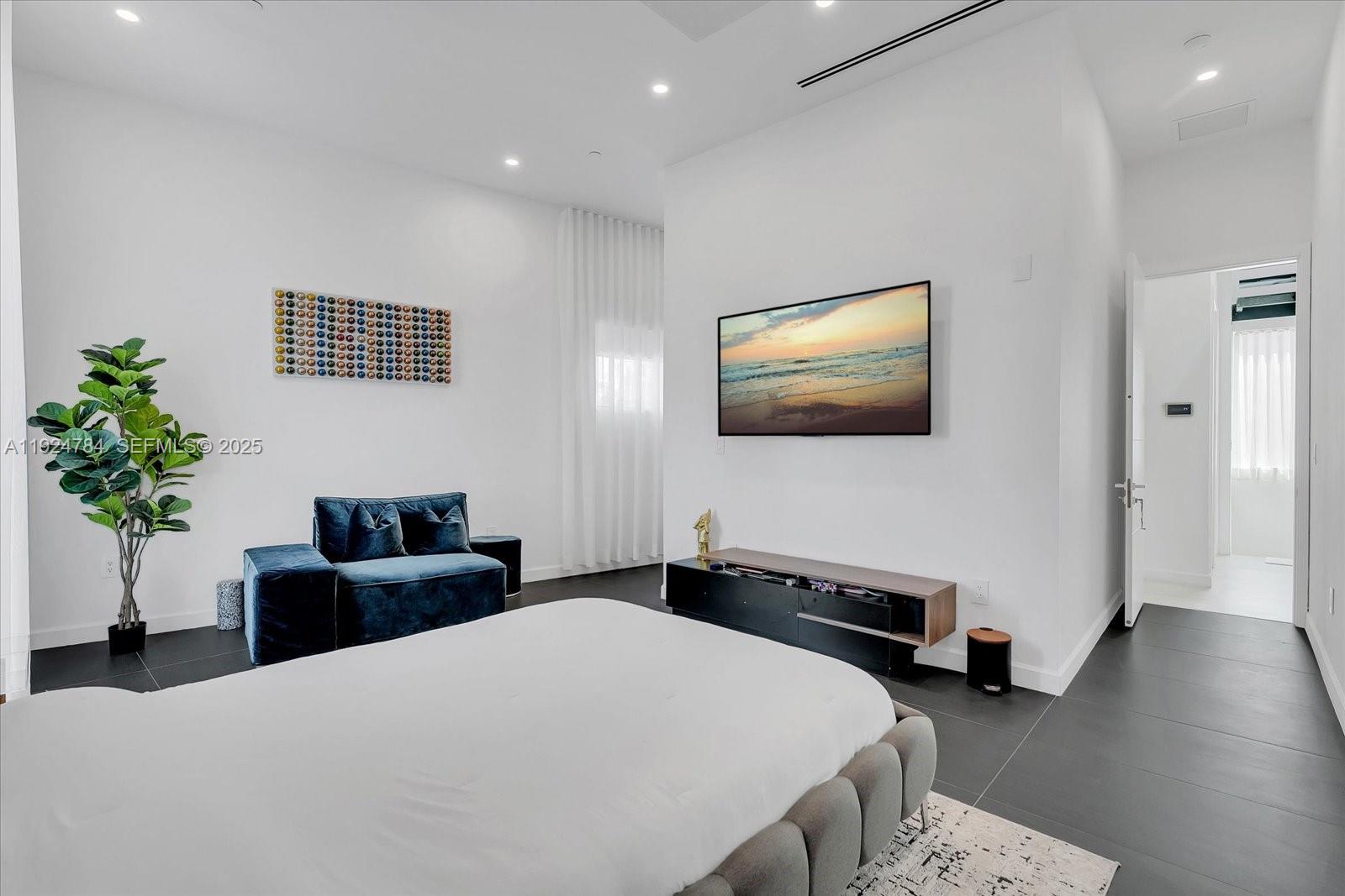 BELLE ISLE VILLAS - Residential