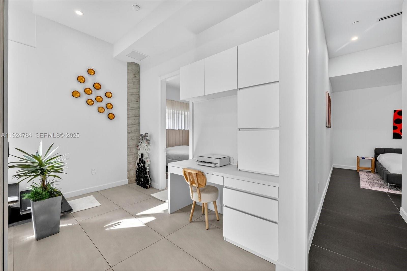 BELLE ISLE VILLAS - Residential