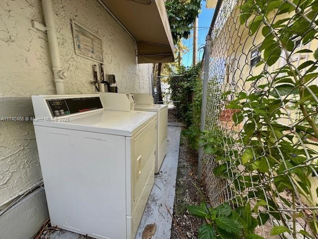 FRIENDLY CORNER CONDO - Residential