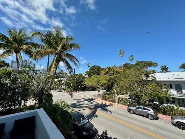 Property for Sale at 940 7th St 940D, Miami Beach, Miami-Dade County, Florida - Bedrooms: 2 
Bathrooms: 1  - $367,000