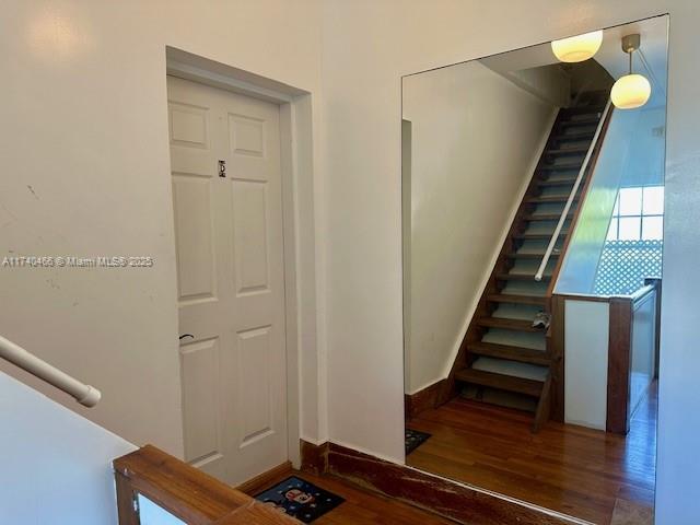 FRIENDLY CORNER CONDO - Residential