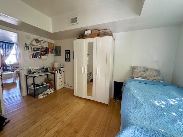 FRIENDLY CORNER CONDO - Residential