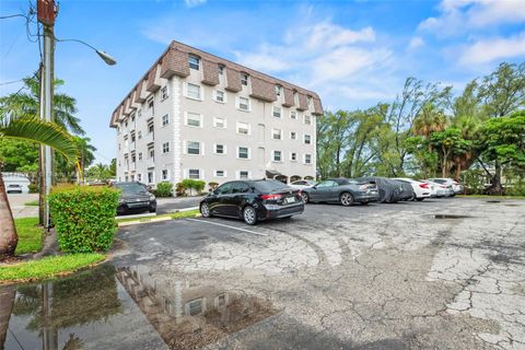 5911 NE 14th Ln 201S Fort Lauderdale FL 33334