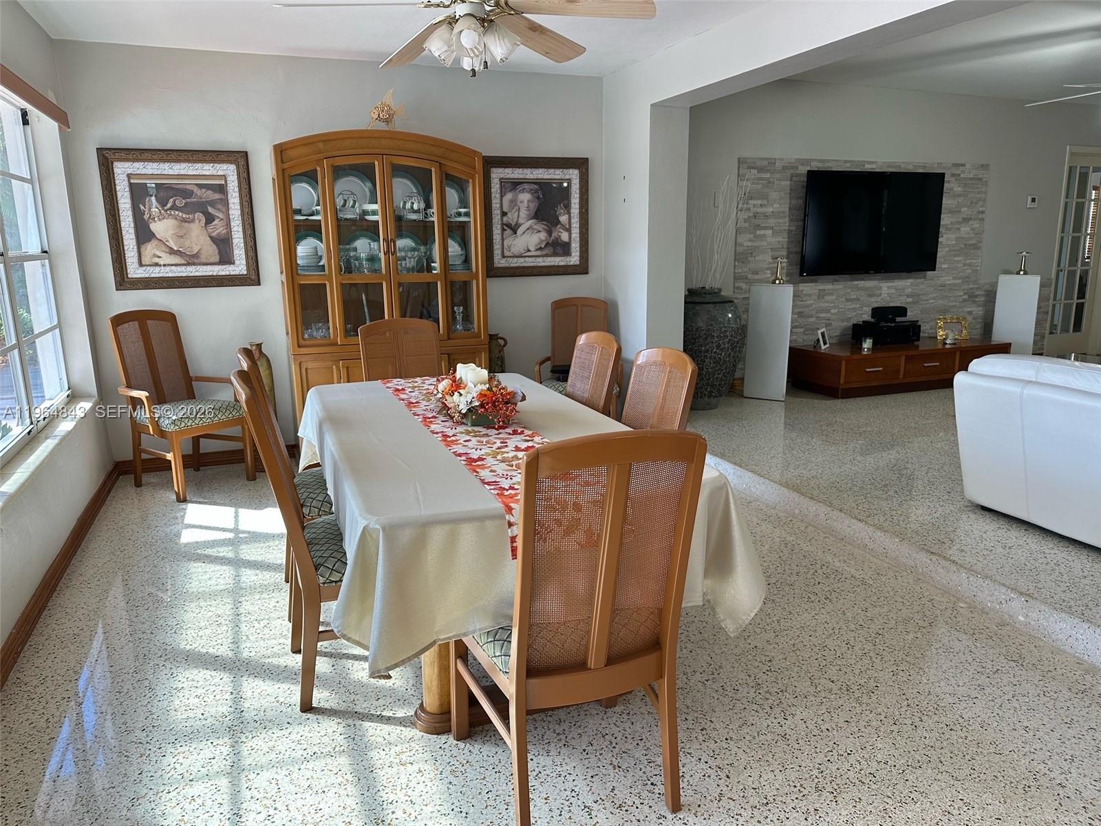 VENETIAN SEC KEYSTONE POI - Residential