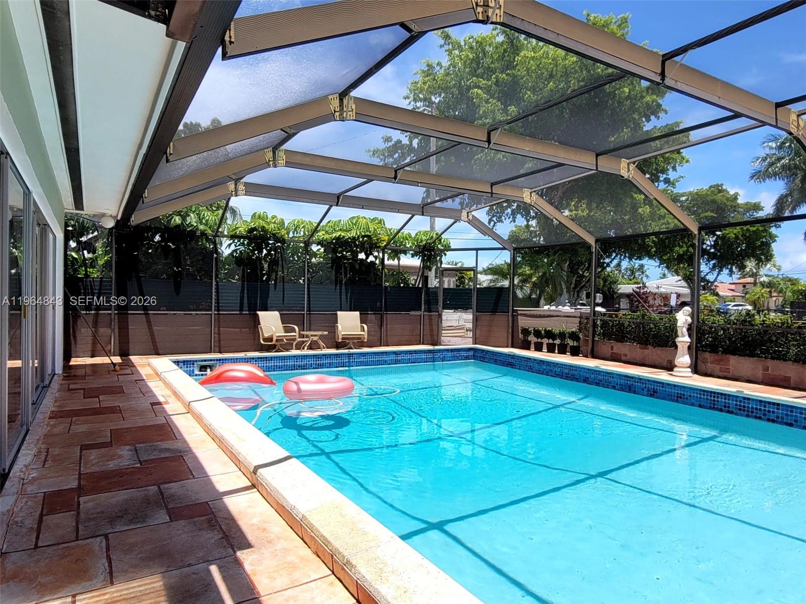 VENETIAN SEC KEYSTONE POI - Residential