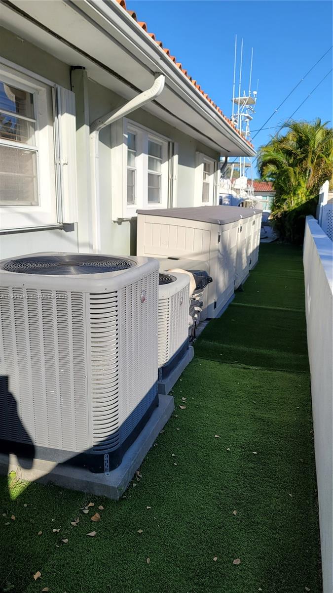 VENETIAN SEC KEYSTONE POI - Residential