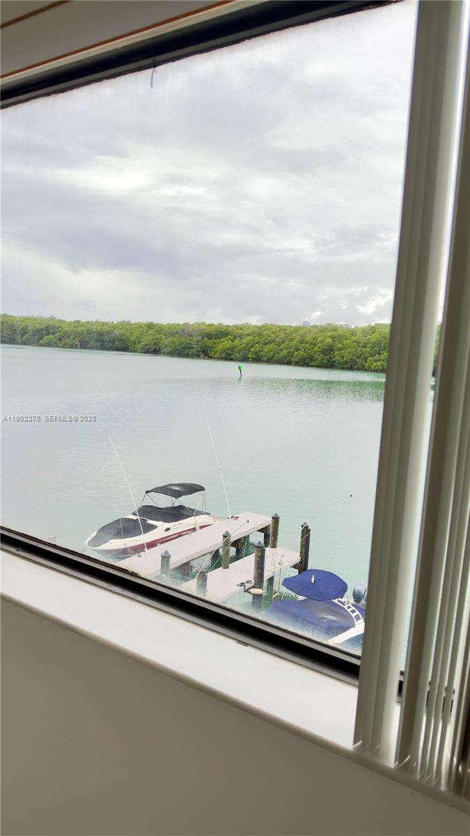 POINCIANA IS YT & RCQ CLU - Residential