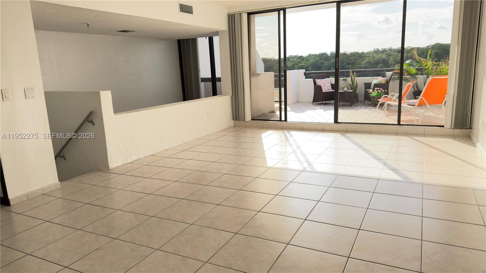 POINCIANA IS YT & RCQ CLU - Residential