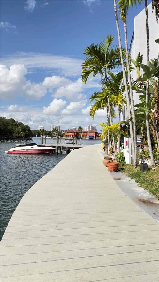 POINCIANA IS YT & RCQ CLU - Residential