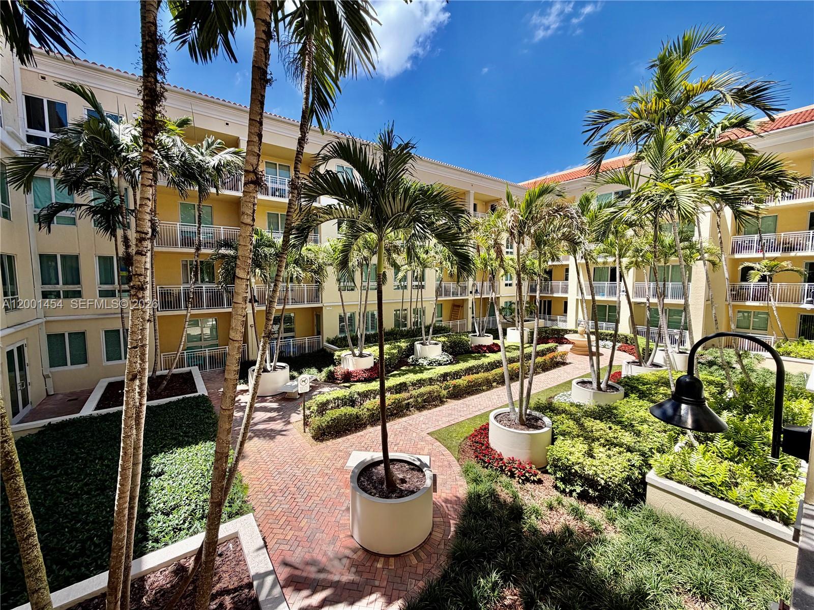 TOSCANO CONDO - Residential