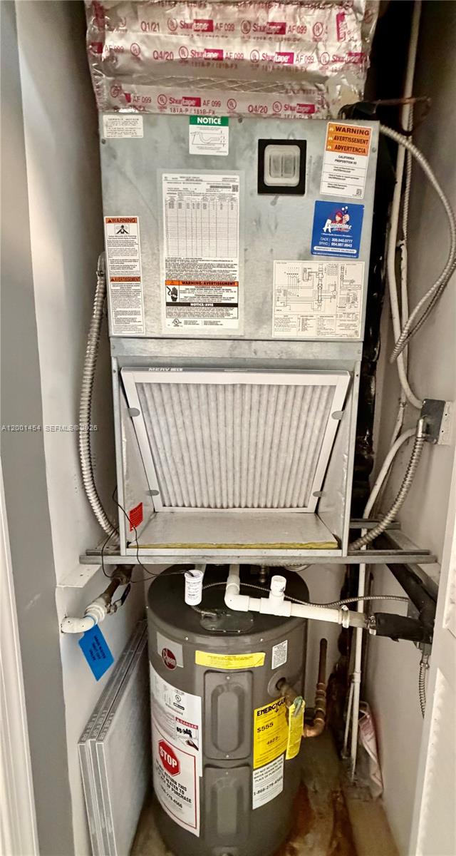 TOSCANO CONDO - Residential