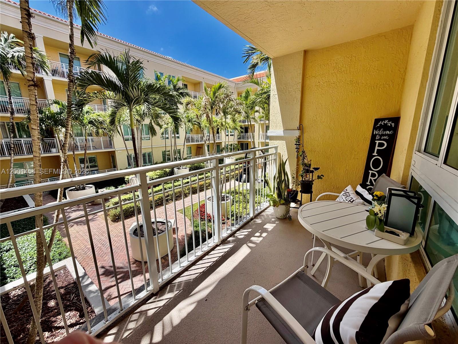 TOSCANO CONDO - Residential