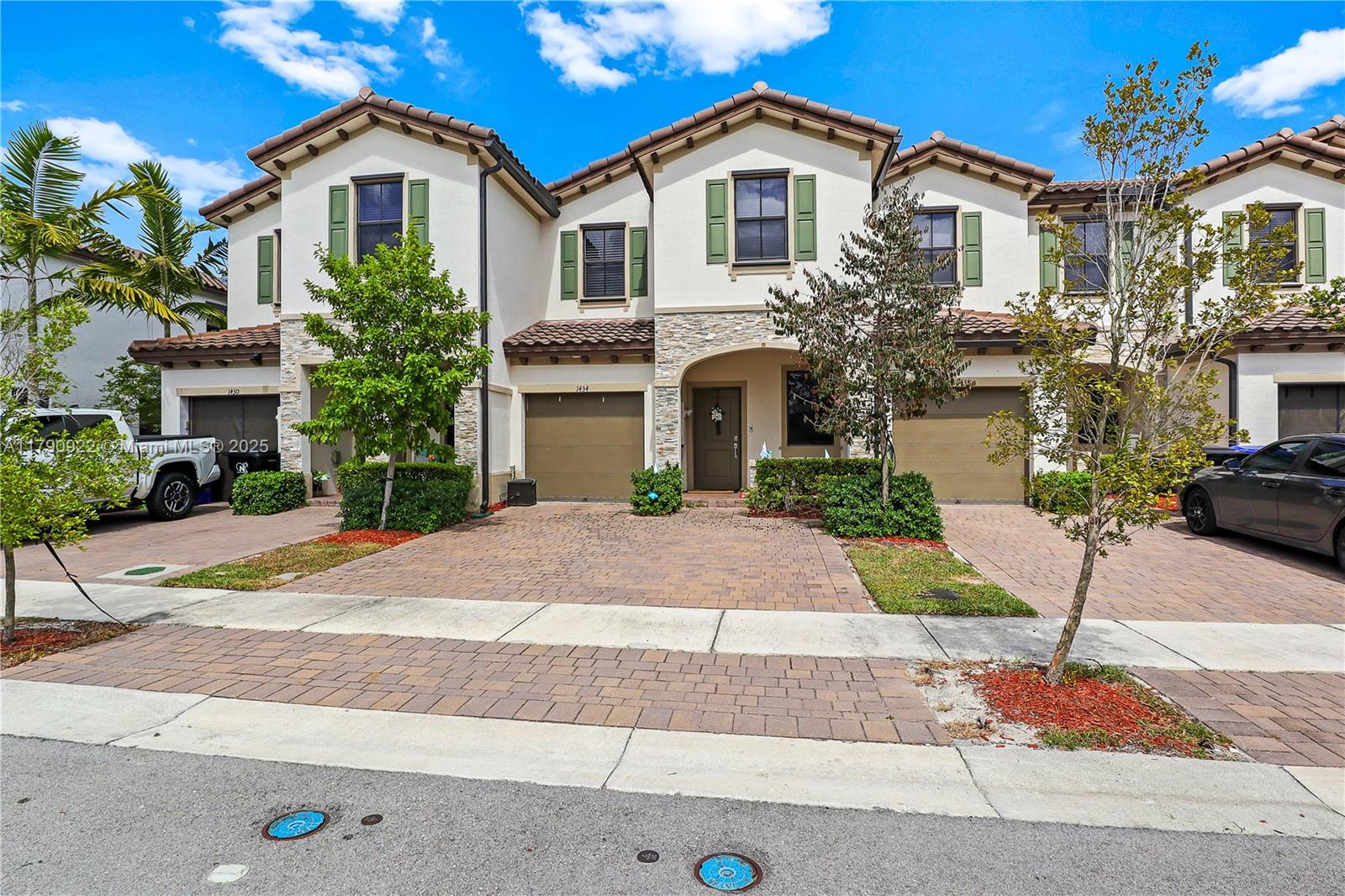 1434 SW 54th Ave