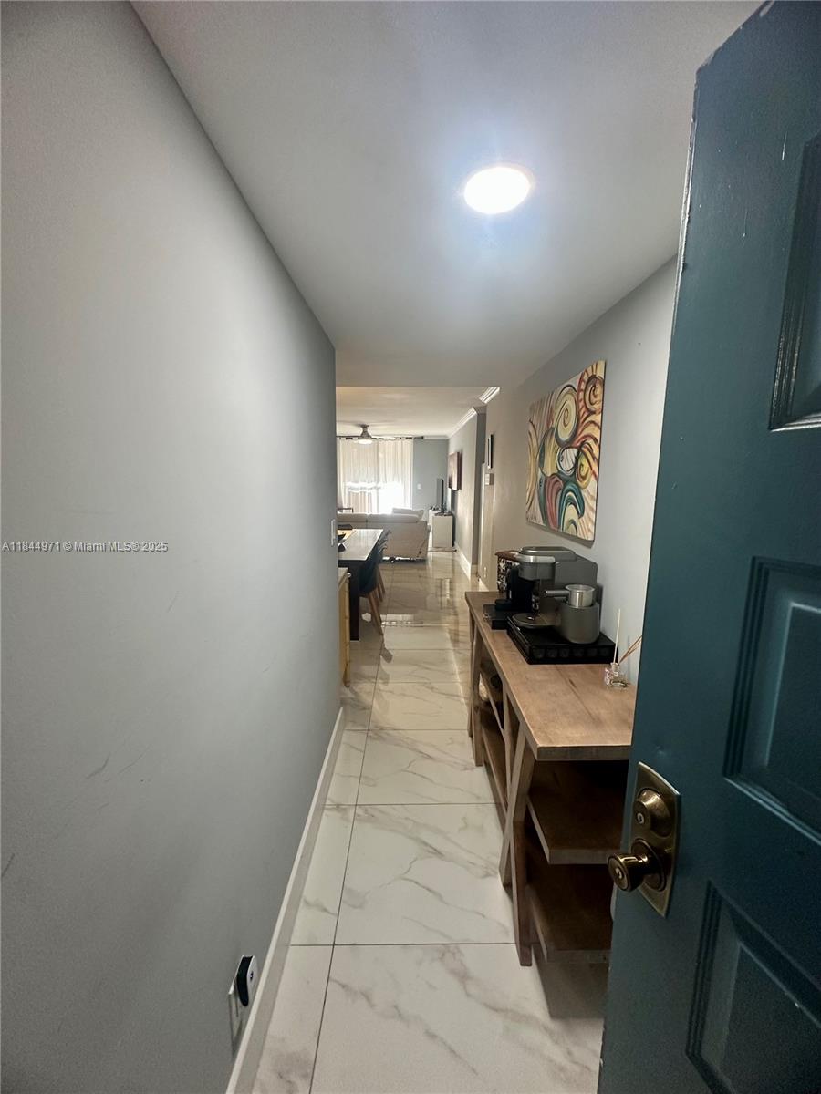 VISTA GARDENS I CONDO - Residential