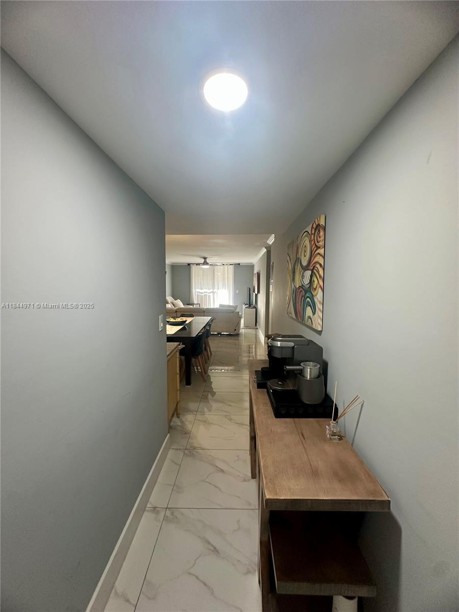 VISTA GARDENS I CONDO - Residential