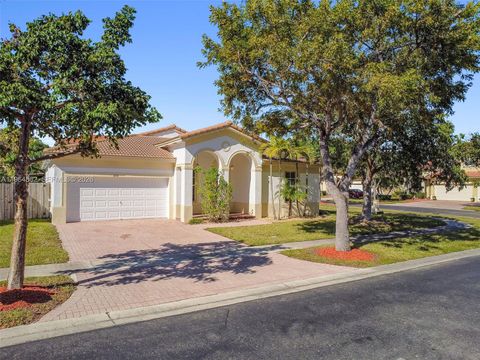 Photo of 1492 NE 40th Ave, Homestead, FL 33033 (MLS # A11964862)