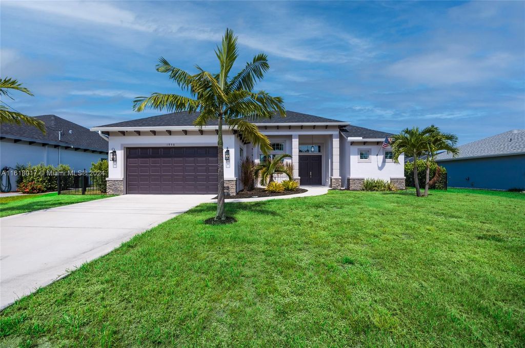 Photo of 1958 SE Gaskins Cir, Port Saint Lucie, FL 34952 (MLS # A11618017)