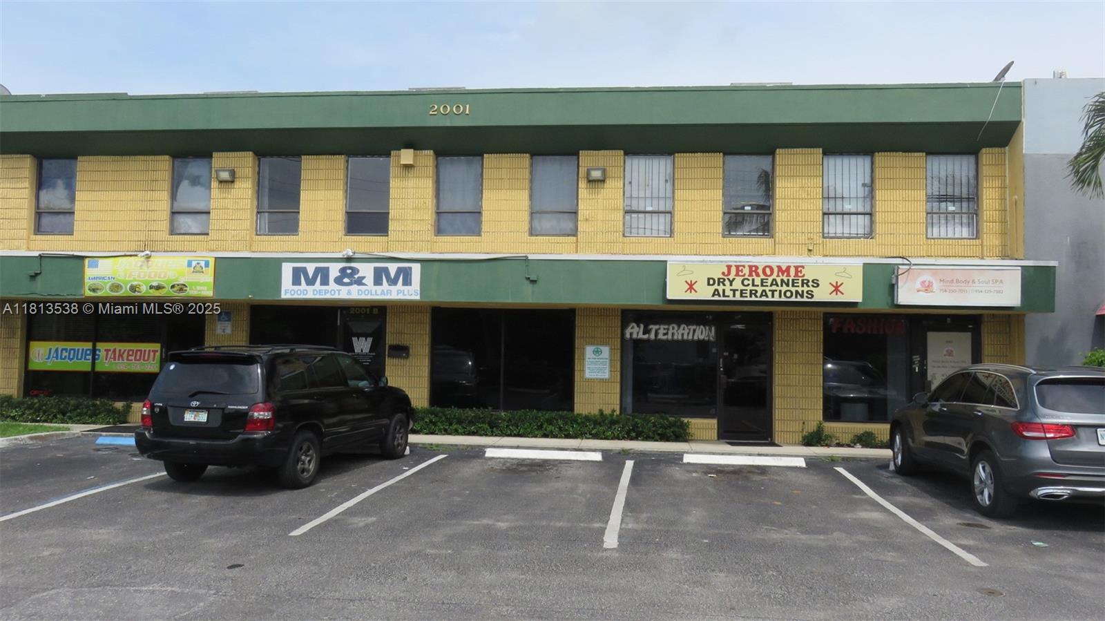2001 N Dixie Hwy