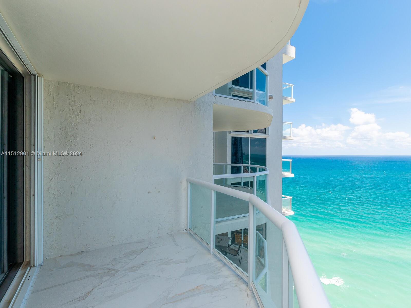 BEST LINE IN THE BUILDING! Exclusive 2 Beds + Den and 2,5 Bath in the desirable Sunny Isles Beach.. Completely furnished, Stunning Bay and Ocean View. Fully Furnished. Building has 24/7 Vallet and Security Guard. Great amenities.