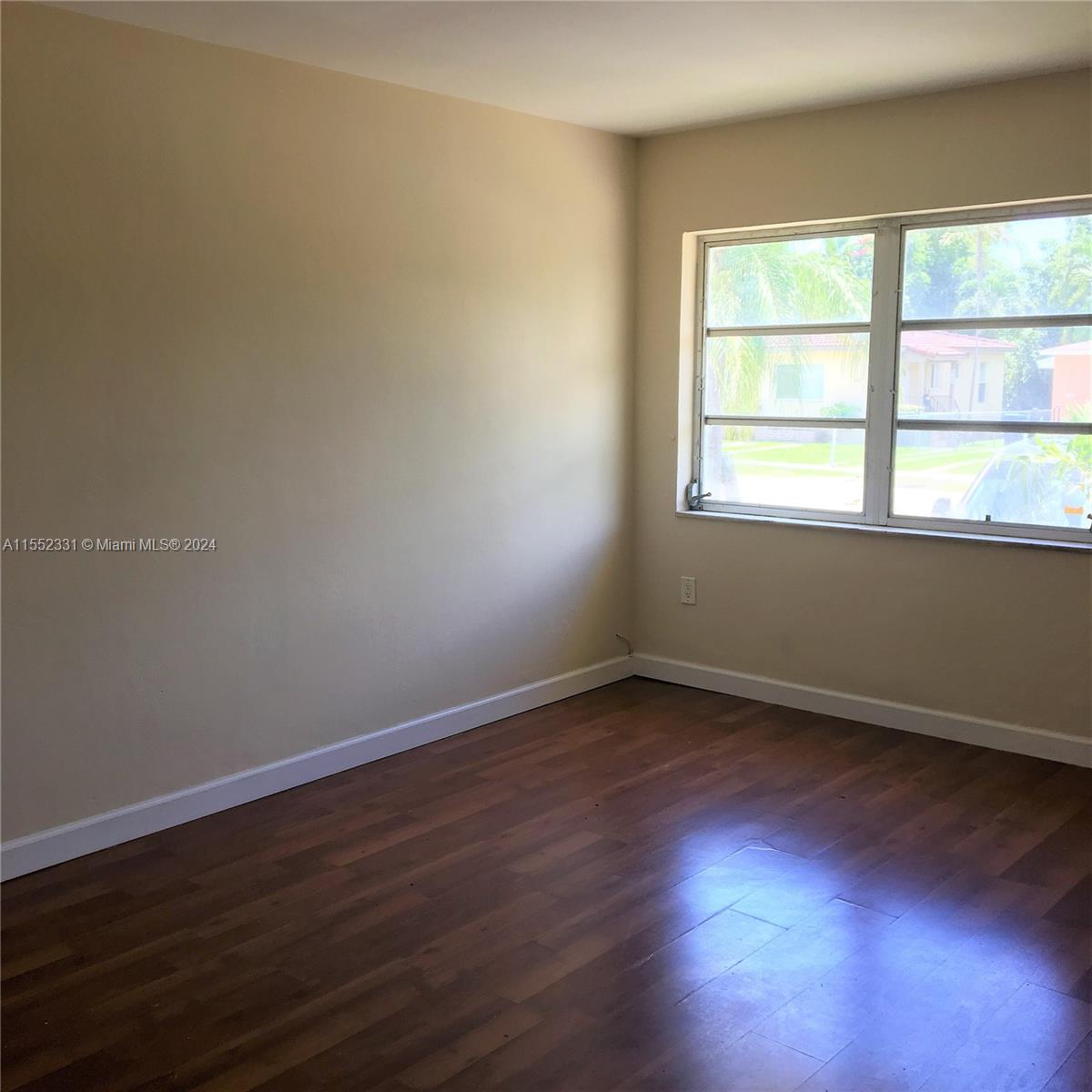 GABLES MANOR SUB - Residential Lease