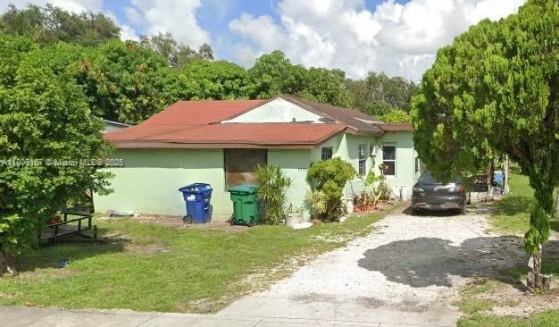 1741 NW 92nd St