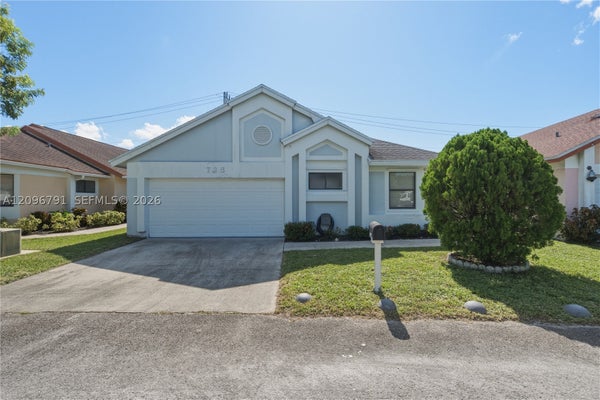 728 HOLLY ST # 0, NORTH LAUDERDALE, FL 33068 - Image e91a515b2fa82e0cb03fb5ad37d824b2/2488398217