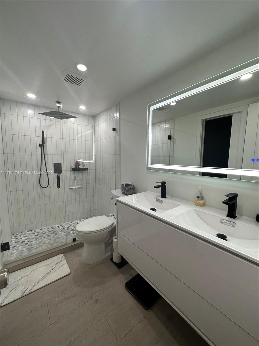798 Crandon Blvd 28-C