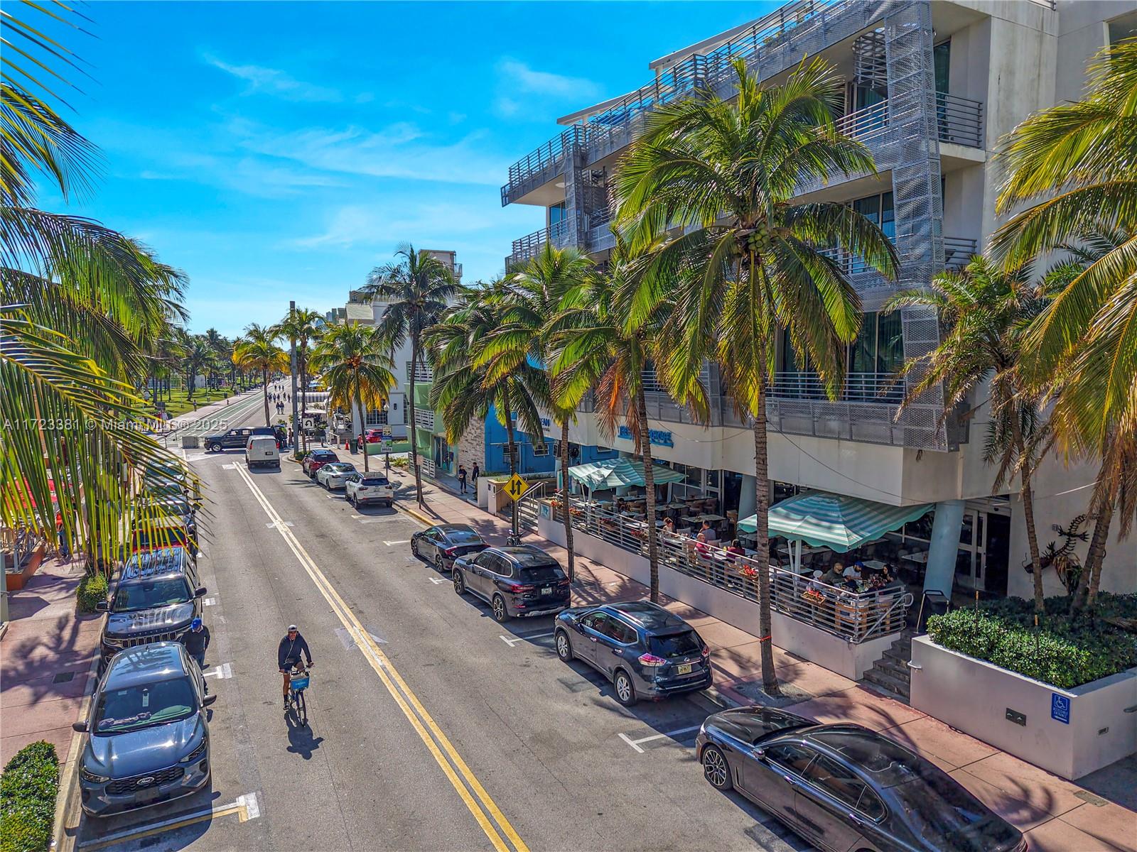 DE SOLEIL S BCH RESIDENTI - Residential