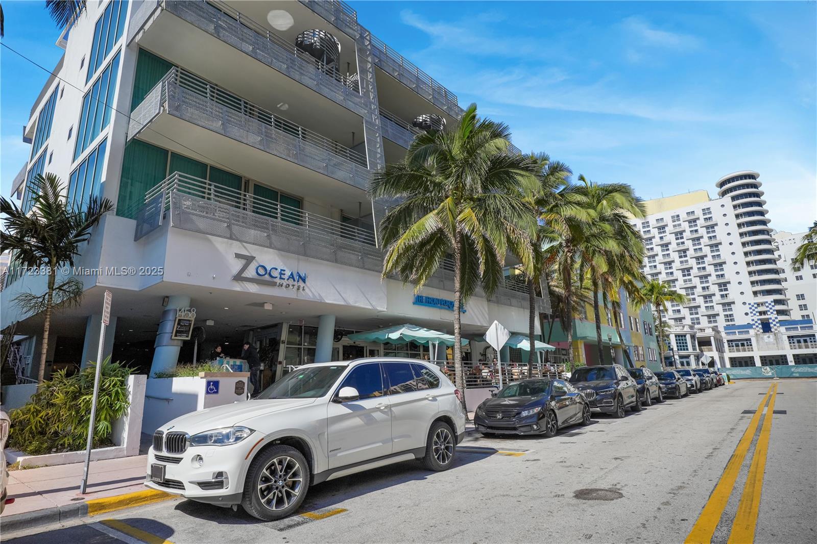 DE SOLEIL S BCH RESIDENTI - Residential